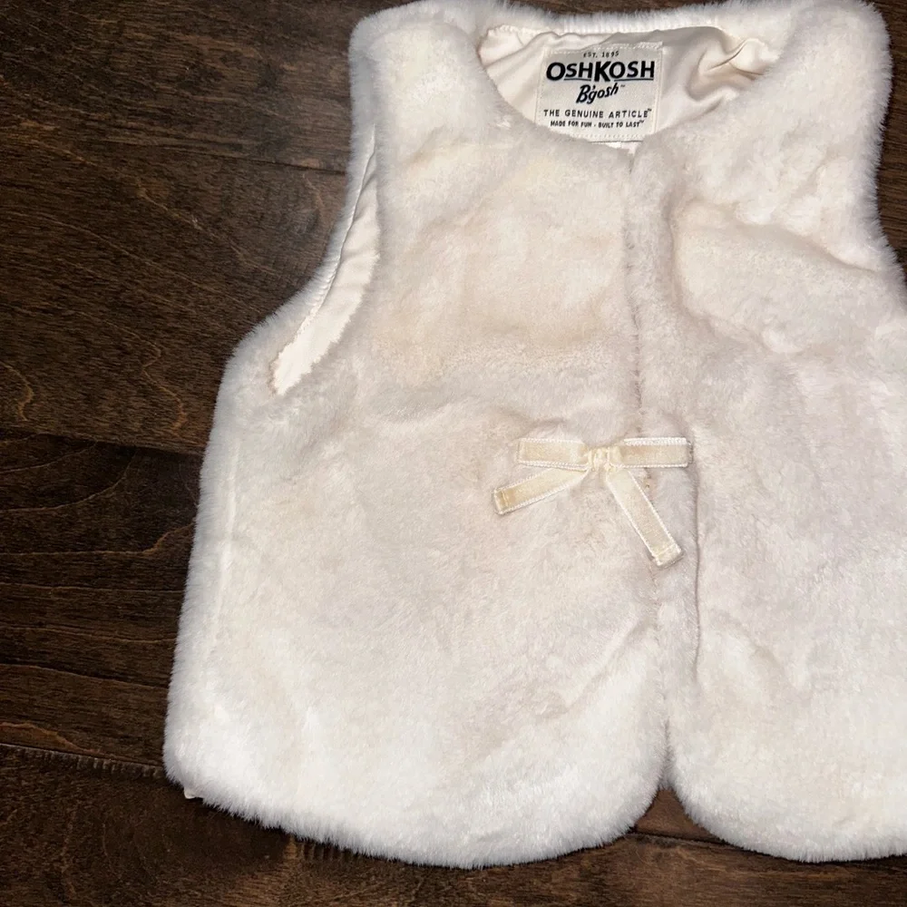 OshKosh B'gosh Faux Fur Vest Toddler Girl Size 3T